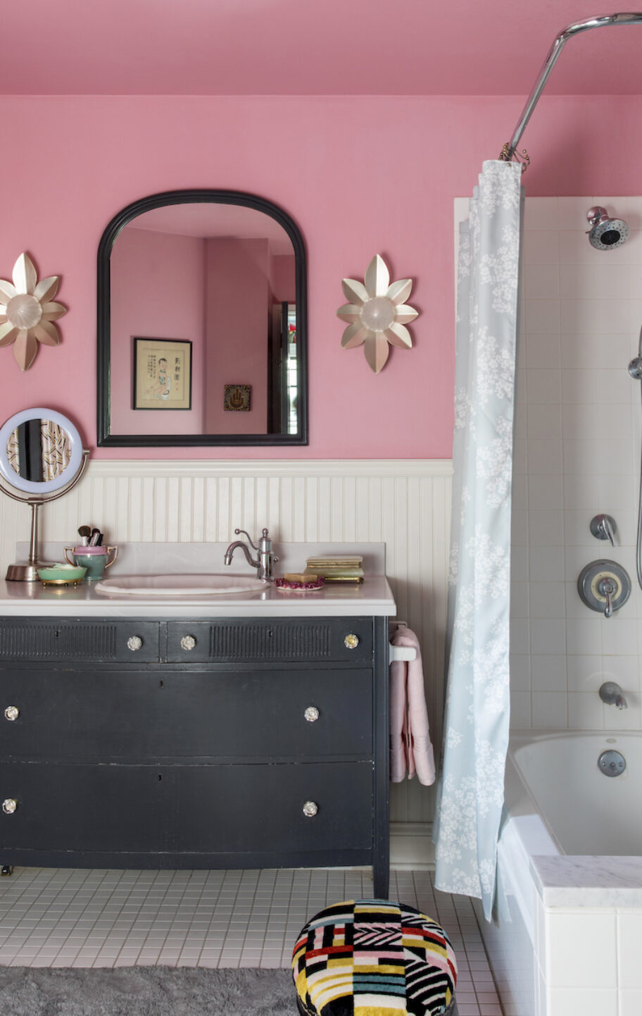 walden-interiors-pink-bathroom-interior-design