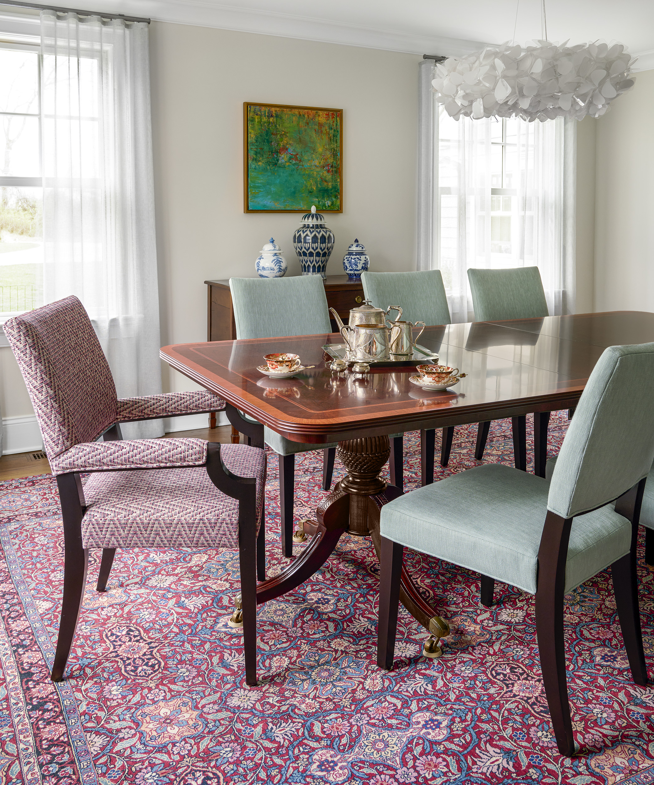 Party-Ready Dining: How to Fit More Guests Around Your Table