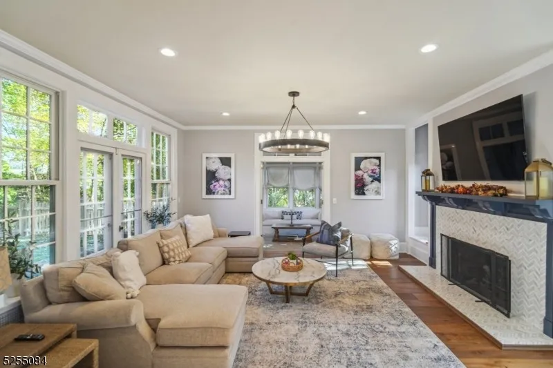 Maplewood Nj Dutch Colonial Before Image