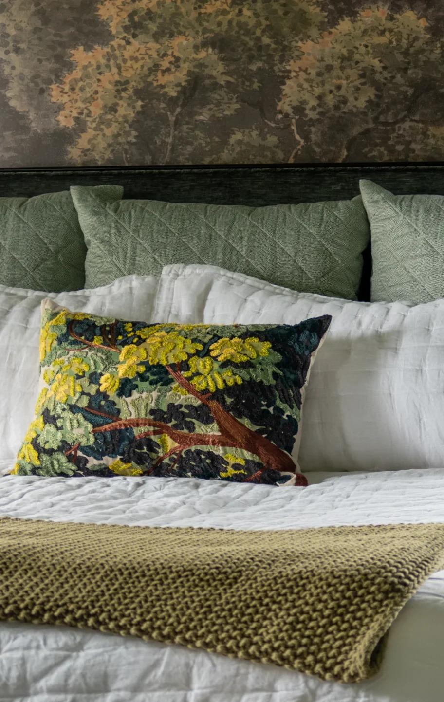 woodland-haze-bedroom-bed-detail-holmdel-nj